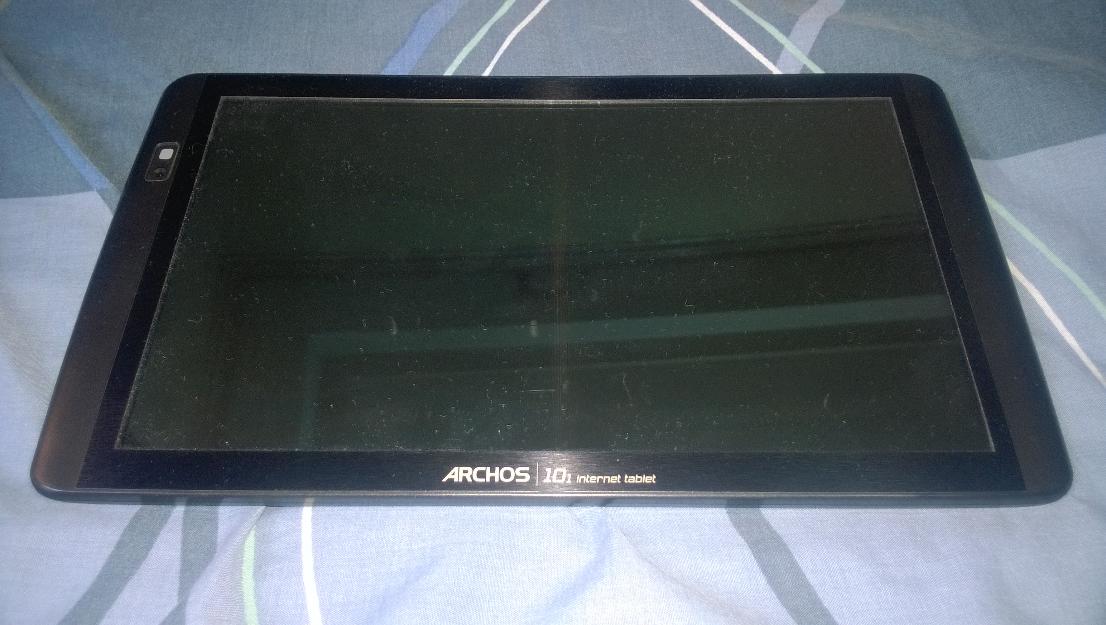 ARCHOS 101 Android Tablet with FREE 8GB Micro SD card photo