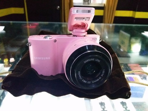 Samsung NX1000 Color Pink Mirrorless Camera photo