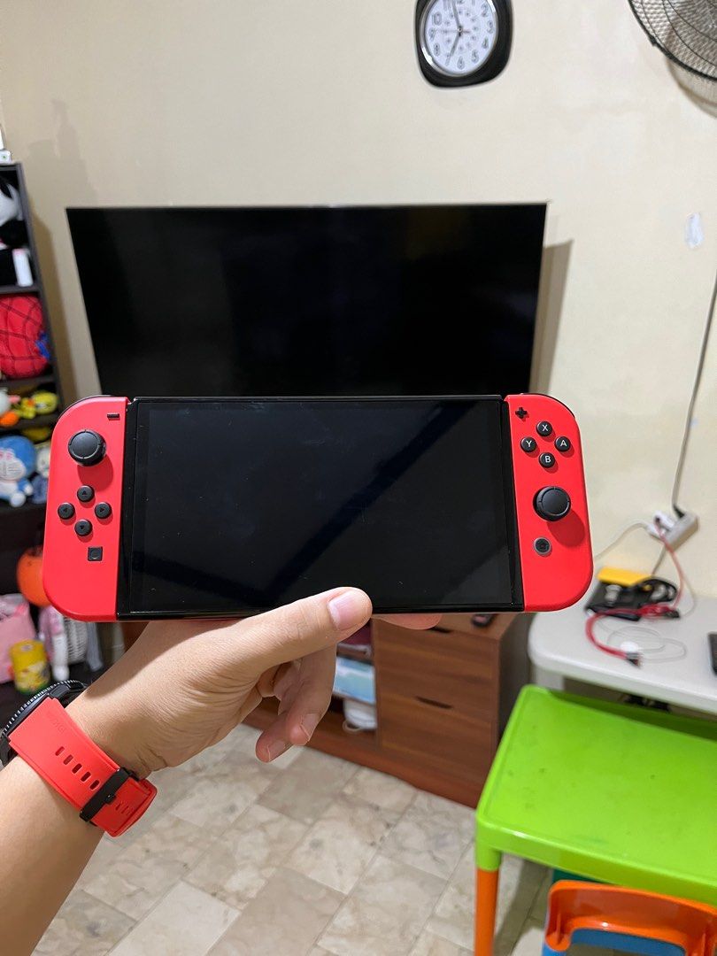Nintendo Switch OLED | Mario Red edition photo
